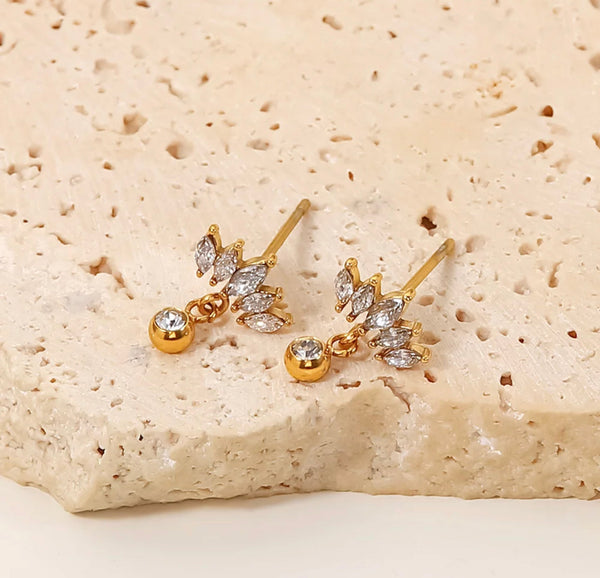 Dainty Crown Ohrstecker
